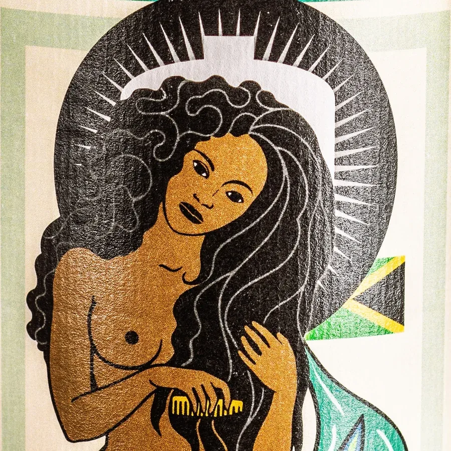 Detail of the River Mumma label